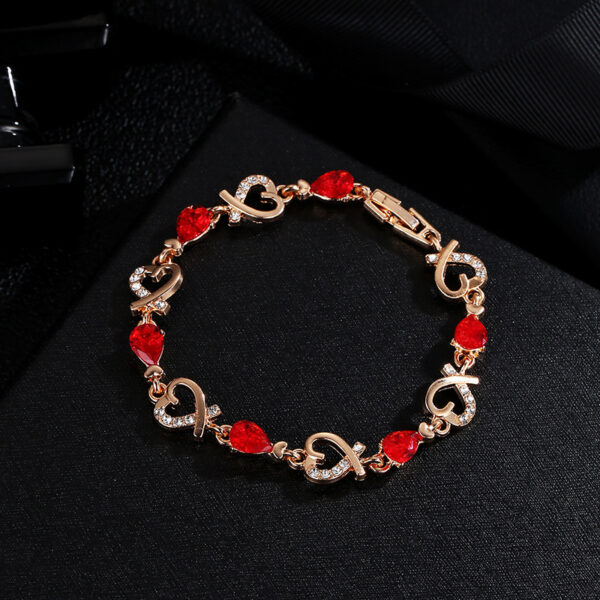 Hollow Love Bracelet With Rhinestones Fashion Temperament Heart-shaped Bracelet For Valentine's Day Gift Jewelry - Image 3