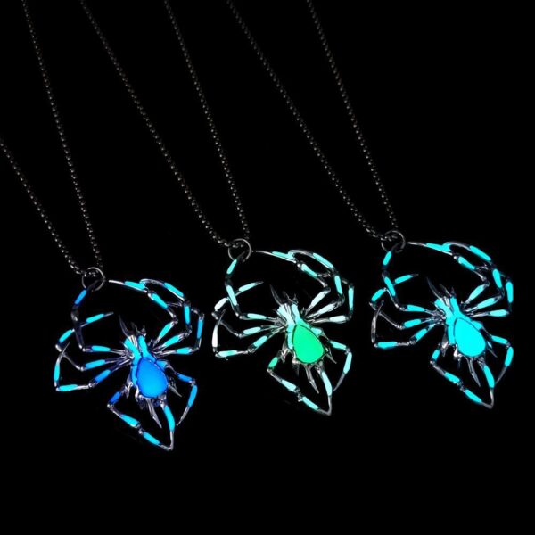 Halloween Creative Stereo Luminous Spider Necklace Jewerly Glowing Night Fluorescence Antique Vintage Glow In The Dark For Men Women Gift Party Halloween Day Club - Image 6